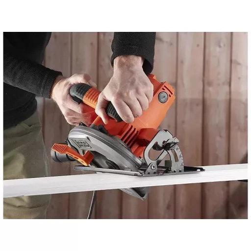 Black and Decker CS1550-QS KÖRFŰRÉSZ
