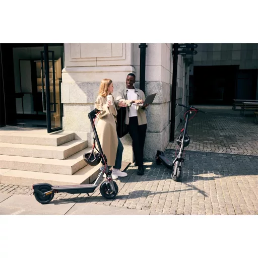 Segway-Ninebot F3 PRO E AA.05.17.02.0003 ELEKTROMOS ROLLER 1200W, MAX 70 KM